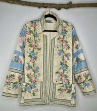 Load image into Gallery viewer, Blue &amp; Cream Floral
