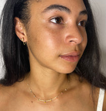 Load image into Gallery viewer, Rainbow Droplet Choker
