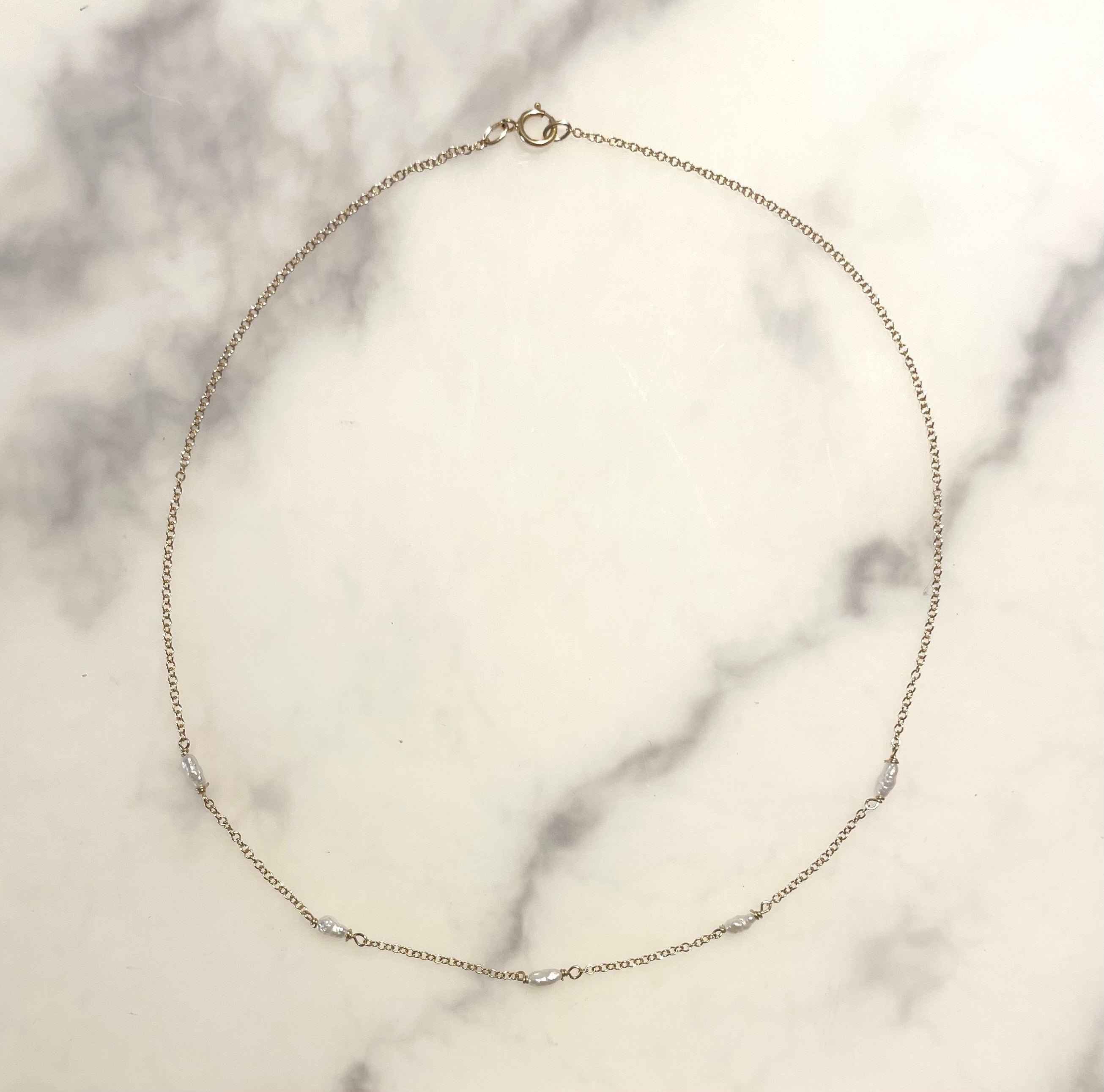 Floating Pearls Necklace